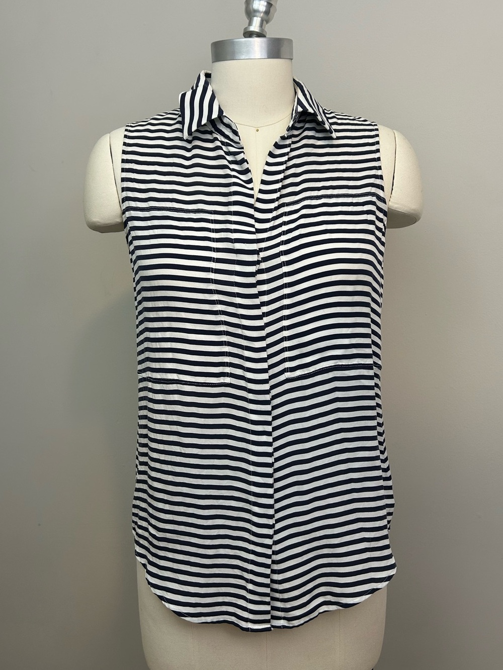 Theory Georgette 100% Silk Sleeveless Striped Top Sz Small